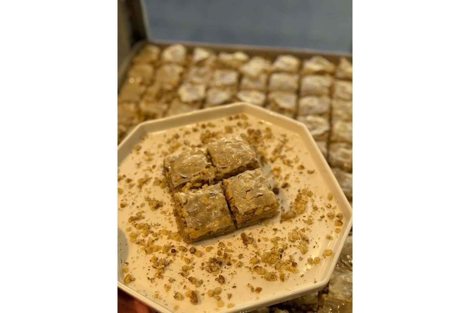 SEFAZADE CEVİZLİ BAKLAVA