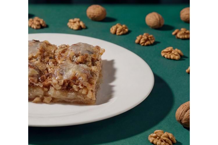 SEFAZADE CEVİZLİ BAKLAVA