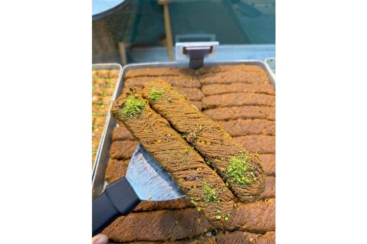 BURMA KADAYIF FISTIKLI